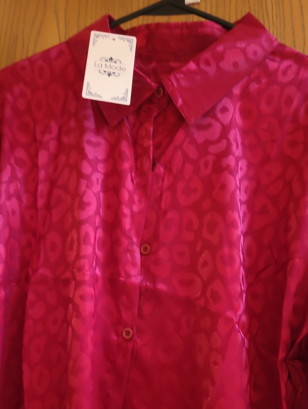 La Mode Women's Fuchsia Satin Button-Down Shirt